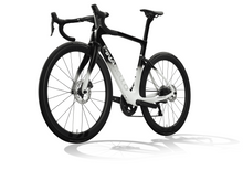 Pinarello F7 Ultegra Di2 | Size: 56